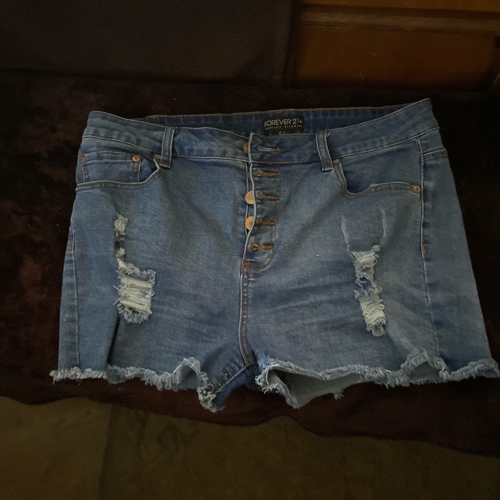 Forever 21 - Picture 3 of 4